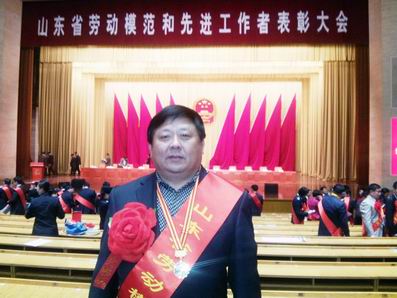泰安市市（shì）長質量（liàng）獎獲得者、山東省勞動模範康鳳明.jpg